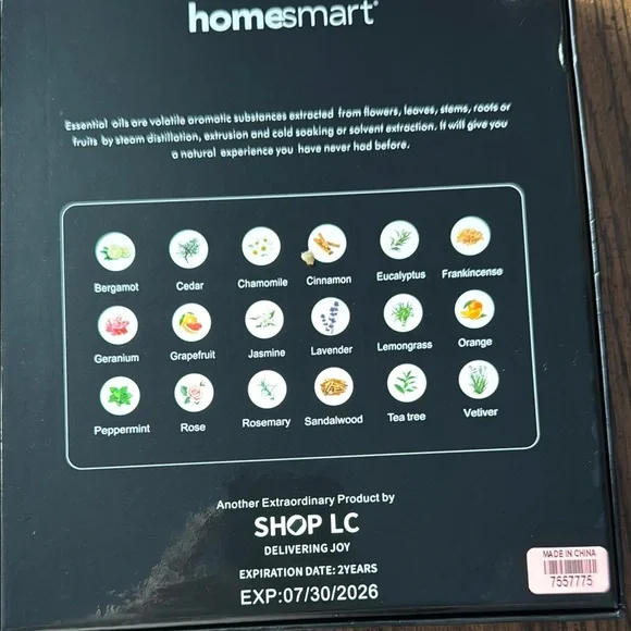 Aroma Essential Oil Set - 18 Pieces - Picture 3 of 3